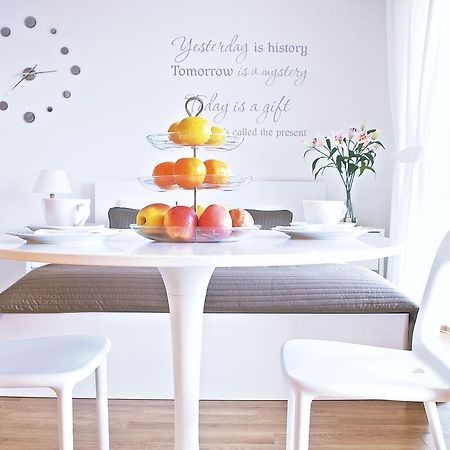 A Nice Place To Stay Apartments Praag Kamer foto